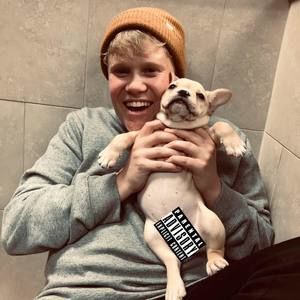 Meet your Posher, Eli